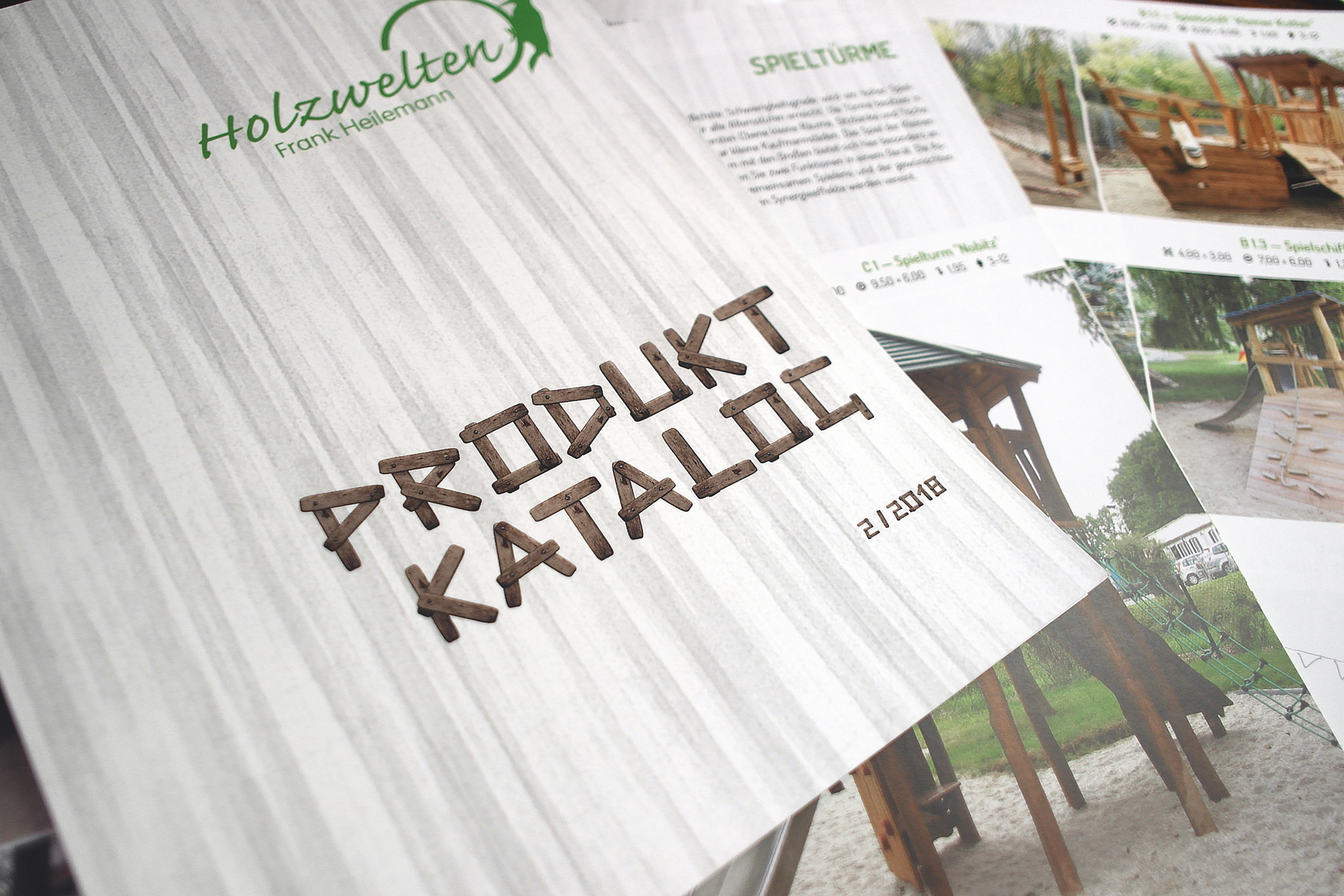 Katalog Layout, Webdesign und 3D Modelle für Holzwelten Heilemann