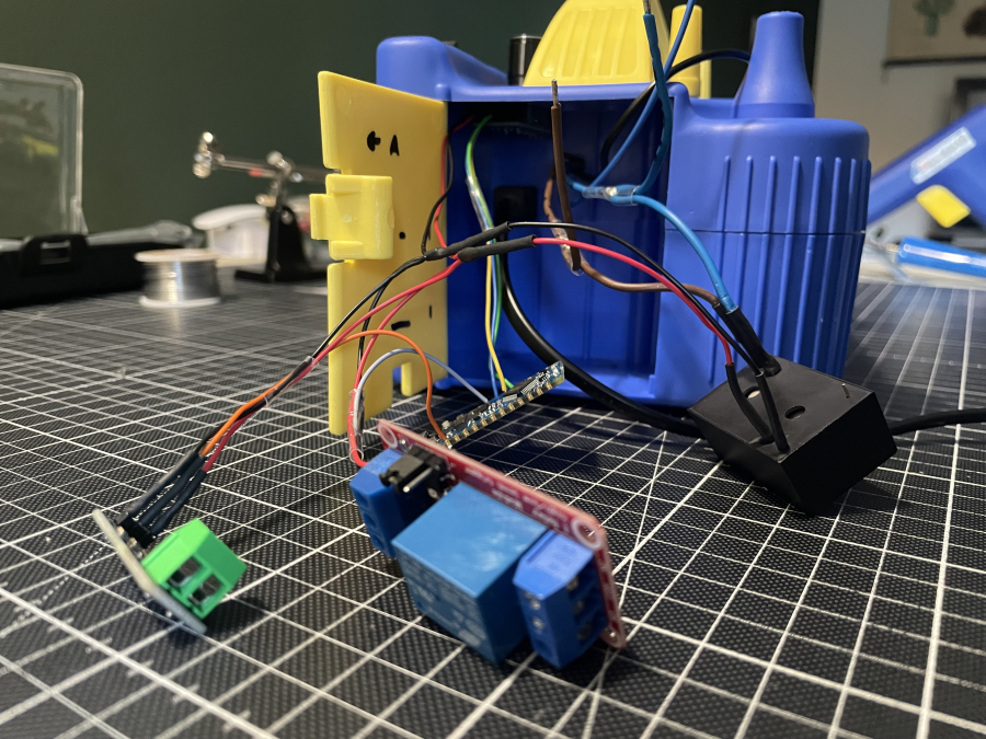 Spannungsmesser, Relais, Arduino und Mini Netzteil 5V